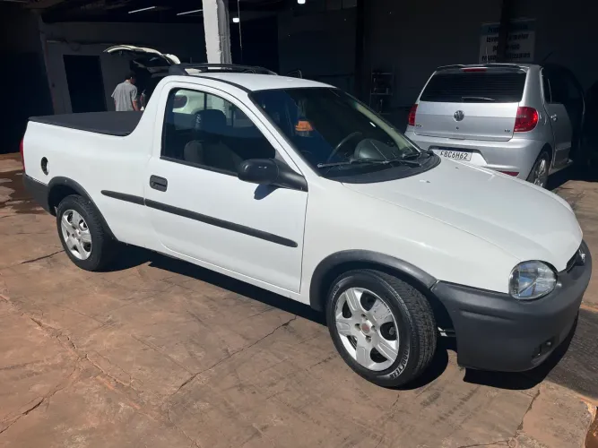 Chevrolet Corsa Pick-up Std/ Rodeio 1.6 MPFI 2001
