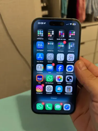 iPhone 16