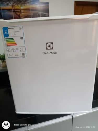 FRIGOBAR ELECTROLUX 47L