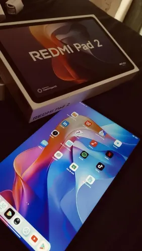 Xiaomi Redmi Pad 2, acompanha capa película e carregador
