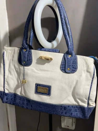 Bolsa Feminina Branca e Azul Marinho - Nunca usada, está com Etiqueta