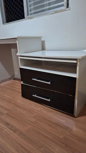 MESA DE COMPUTADOR