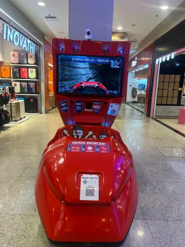 Brinquedo simulador de montanha russa