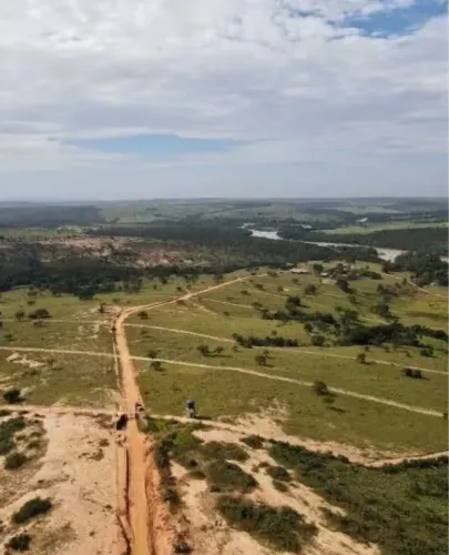 Chácara às margens do Rio São Francisco - Abaeté /