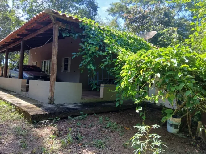 Chácara para venda, 3 quarto(s), Chácara Amadeus, Professor Jamil - Bi