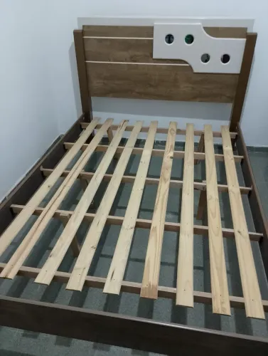 Cama de casal com colchão