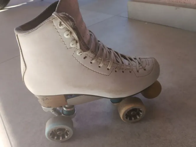 Patins Rye numeração 39