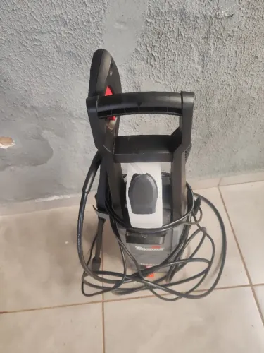 Máquina de lavar calçada 