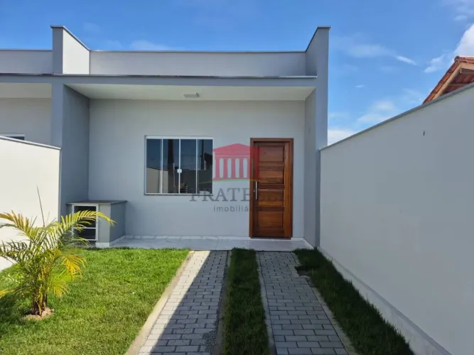 Casa com 2 dormitórios à venda, 61 m² por R$ 320.000,00 - Areias Pequenas - Araquari/SC