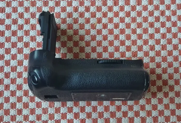 battery grip canon bg e11 para cameras 5d mark III