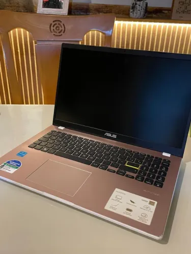 Notebook Asus E510