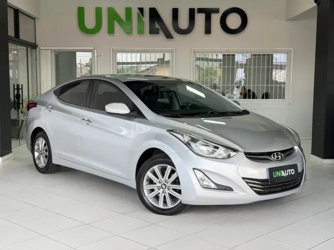 Hyundai Elantra GLS 2.0 16V Flex Aut. 2015