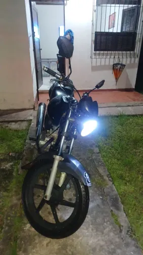 Apenas vendo. Fan 150 2013