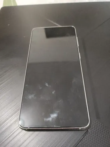 Galaxy S21 (Todo funcionando. Tela com Listras)