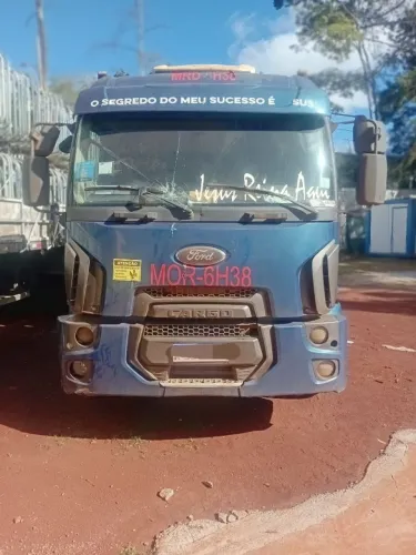 Vendo caminhão sugador 