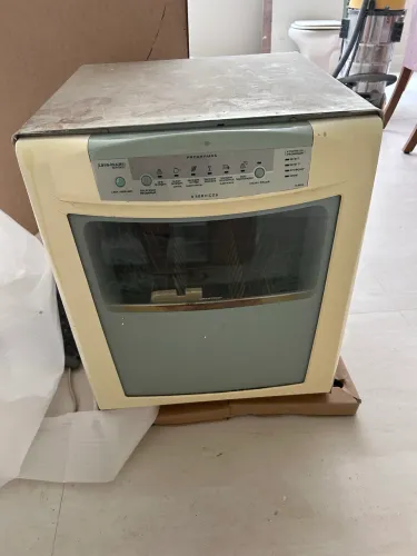 Vendo Máquina de lavar louças usada