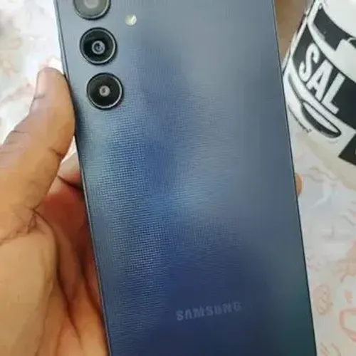 Troco Galaxy A25 256GB 8GB RAM NFC SUPER AMOLED por Motorola