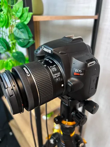 Canon Sl3