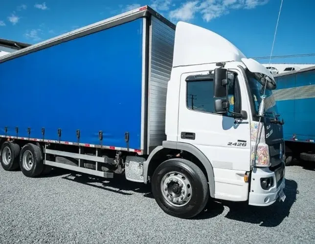  Mb atego 2426 6x2 bau sider 2012