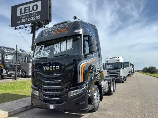 Iveco S-way 480 6x2 Ano 2023 Suspensão Mola Baixo Km 248 mil Km único Dono Start Stop 