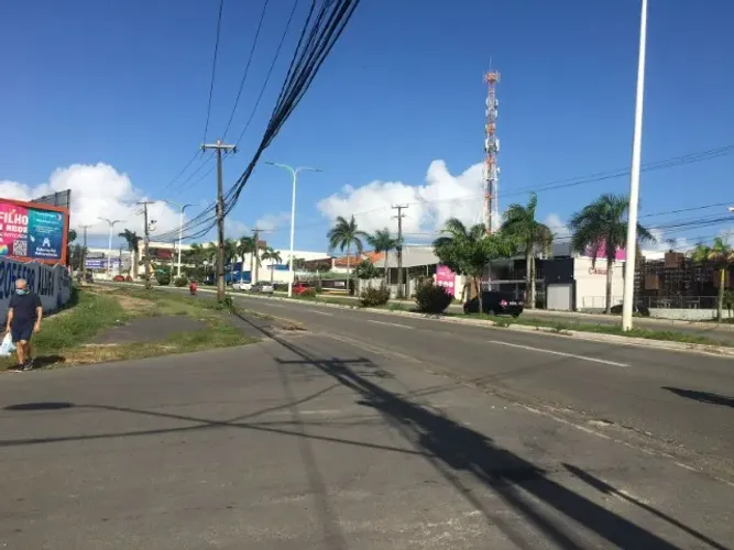 terreno de 900m2 em esquina com duas frentes no bairro da forquilia