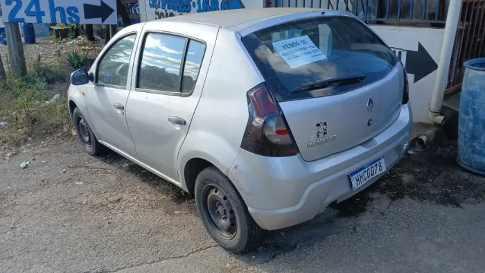 Renault Sandero Authentique Hi-flex 1.0 16V 5P 2010