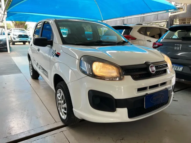 Fiat Uno Attractive 1.0 Flex 6V 5P 2020