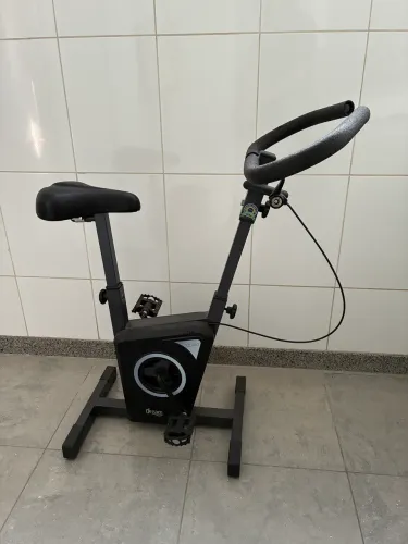 Bicicleta Ergométrica vertical Dream Fitness EX 450 para treinar em casa - Pouco Uso