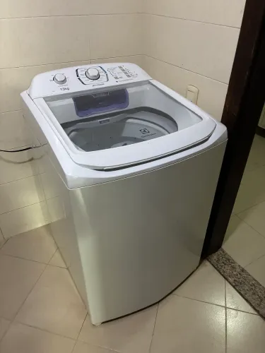 Máquina de Lavar Eletrolux 13 kg Jet & Clean