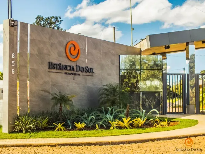 Lotes Planos 660m2 ao Lado da Pousada do Sol 10min do Shopp c Mensais de 777,00