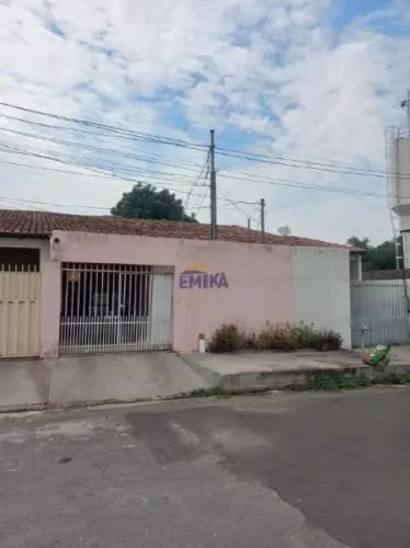 Casa com 4 quarto(s) no bairro CPA II em Cuiabá - MT