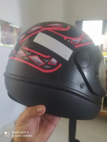 CAPACETE