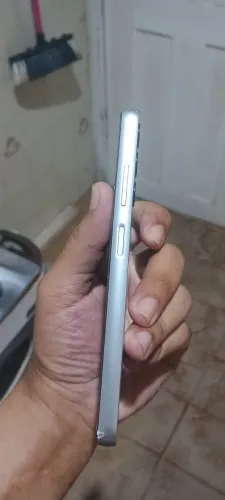 Vendo um celular Samsung A05s