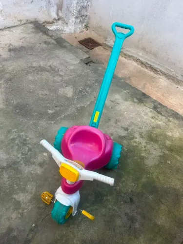 Motoquinha infantil