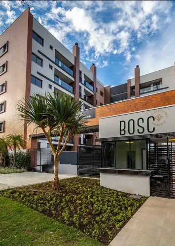 Apartamento para aluguel tem 93 metros quadrados com 3 quartos em Bom Retiro - Curitiba -