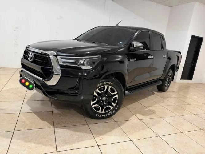 Toyota Hilux CD SRV 4X4 2.8 TDI Diesel Aut. 2024
