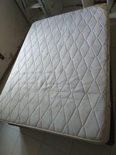 Colchão casal ortopédico Anjos + base box - usado