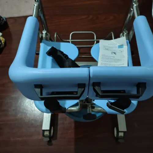 Cadeira hidráulica de aproximação, alimentação e etc. Para até 150 kg. Usada 2vzs