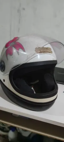 CAPACETE TAUROS