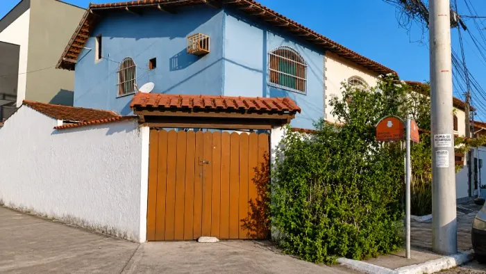 Casa 3 quartos para aluguel em Cabo Frio - Av. Henrique Terra