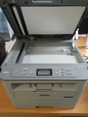 Multifuncional DCP B7535 DW