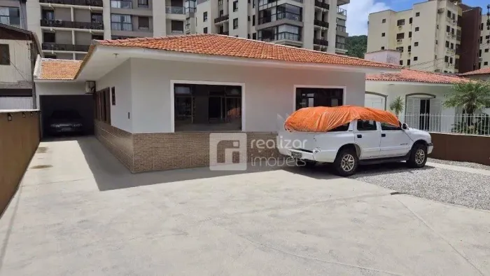 Casa com 4 dormitórios à venda, 150 m² por R$ 1.500.000,00 - Córrego Grande - Florianópoli