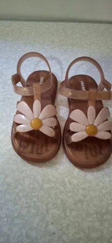 Sandália melissa tam. 30