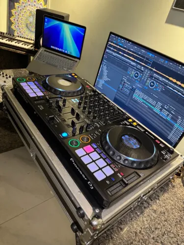 DDJ-1000 Pionner Rekordbox + Hard Case