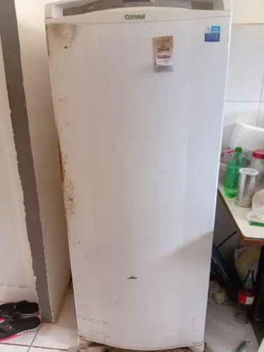 Vende-se geladeira Consul frost free