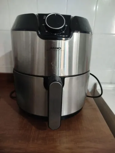 Air Fryer Arno + autotransformador 3000va