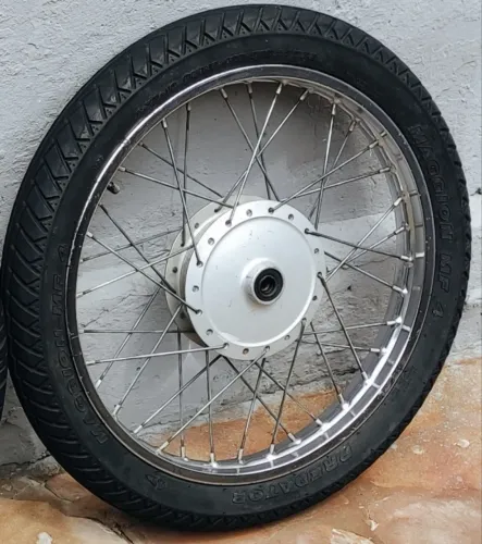 Roda dianteira Ybr 125 com Pneu