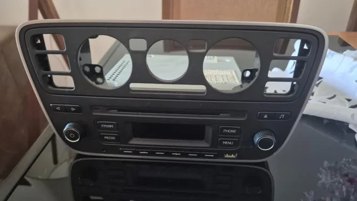 Moldura rádio /ar UP 2014 A 2016