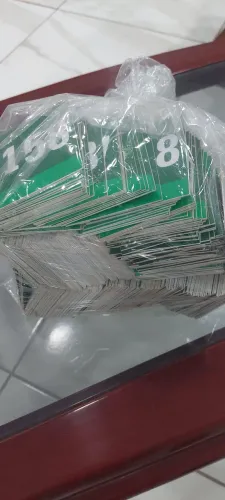 Placas numéricas para armários, mesas e rack.