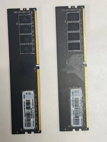 Kit Memória RAM DDR4 8GB (2x4GB) - Perfeito Estado de conservação e funcionamento